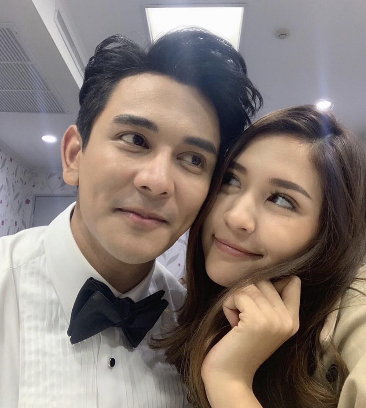 เพจดังแฉปมเลิกคู่รักคนดัง ทะเลาะหนัก ครอบครัวไม่ปลื้ม ชาวเน็ตโยงคู่ "กัน-มารี"