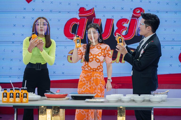 "จียอน" เผยเส้นทางรักกับ "ฮั่น" ยอมรับตรงๆ เป็นคนเริ่มจีบก่อน "จียอน" เผยเส้นทางรักกับ "ฮั่น" ยอมรับตรงๆ เป็นคนเริ่มจีบก่อน