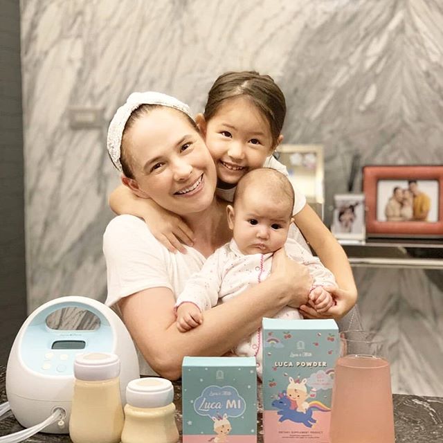 "น้องโนล่า-น้องลิษา" เจอกันครั้งแรก ลูกสาวแม่ๆ แก๊งนางฟ้าน่ารักคูณสอง